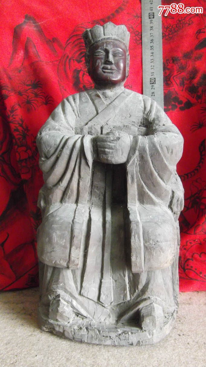 神像菩萨佛像摆件,不知道什么红木,很沉,重6斤,三一教主像