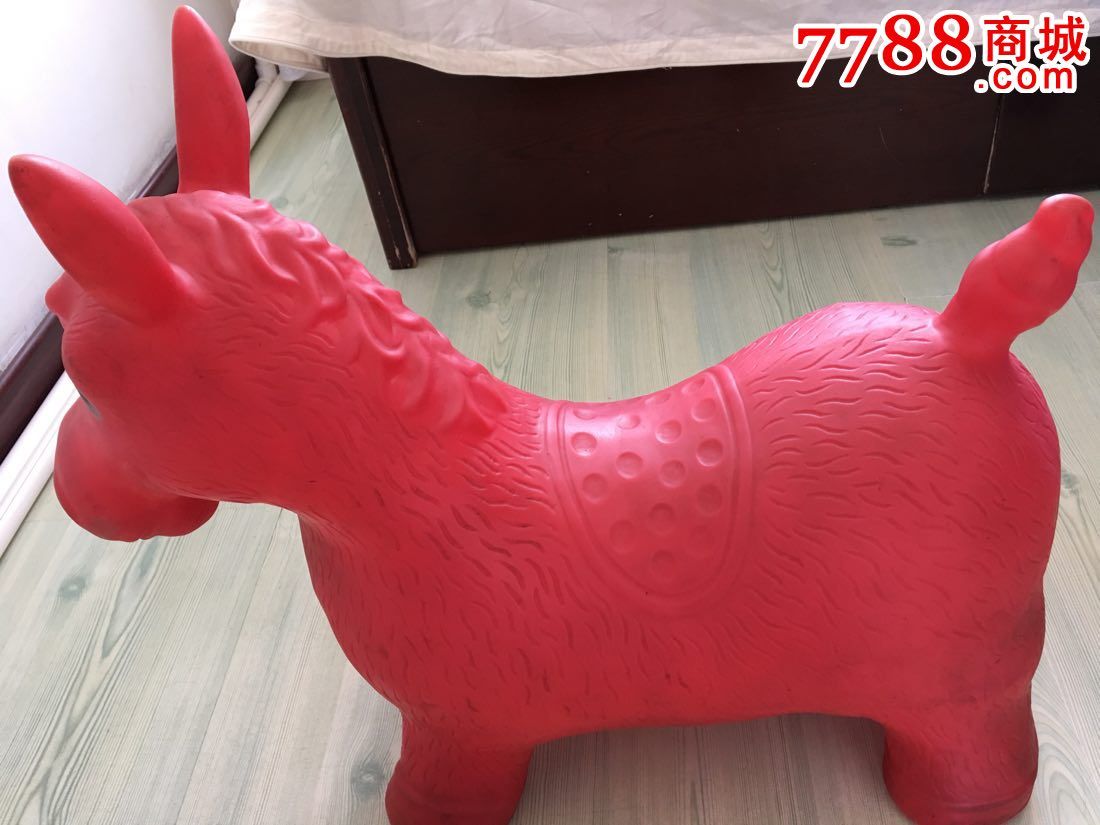 特大号小红马充气坐骑玩具