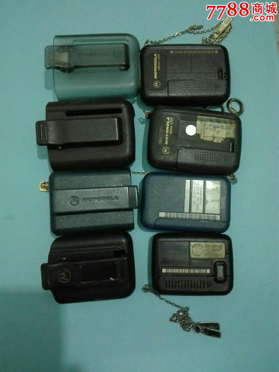 4台摩托罗拉传呼机,都正常好使