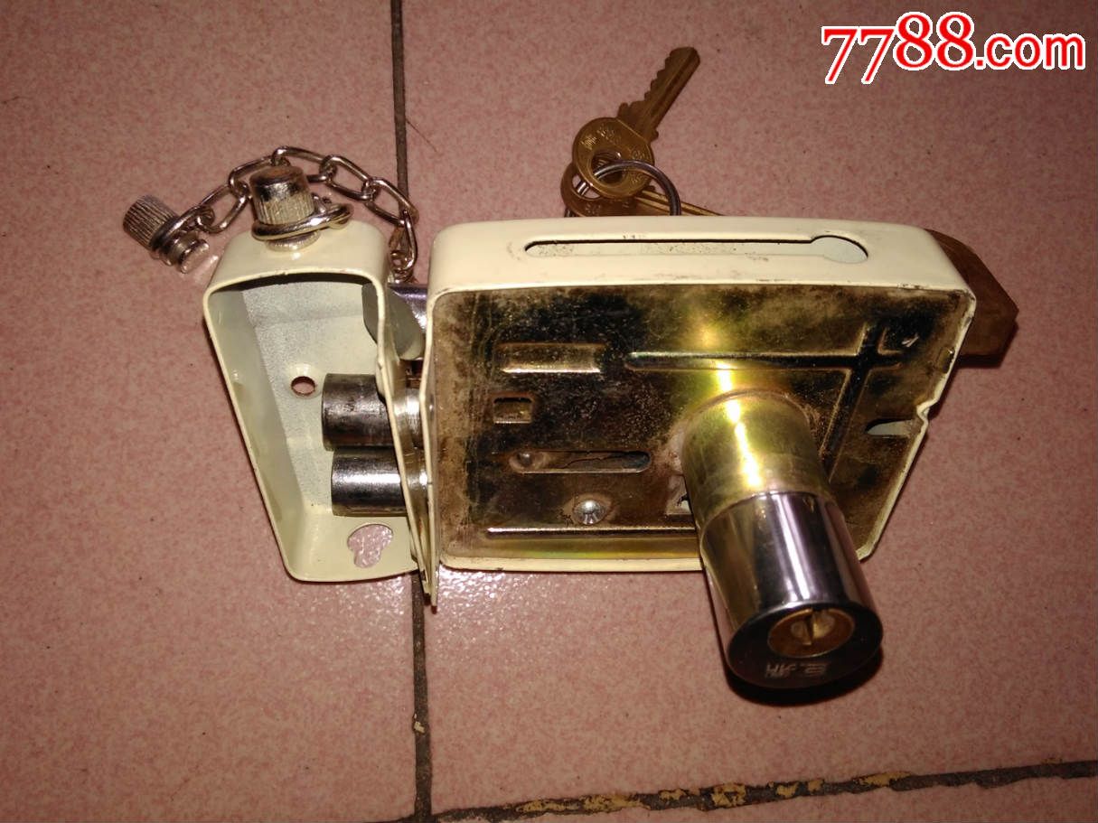 双舌保险弹子门锁《巨鼎》牌///三把钥匙