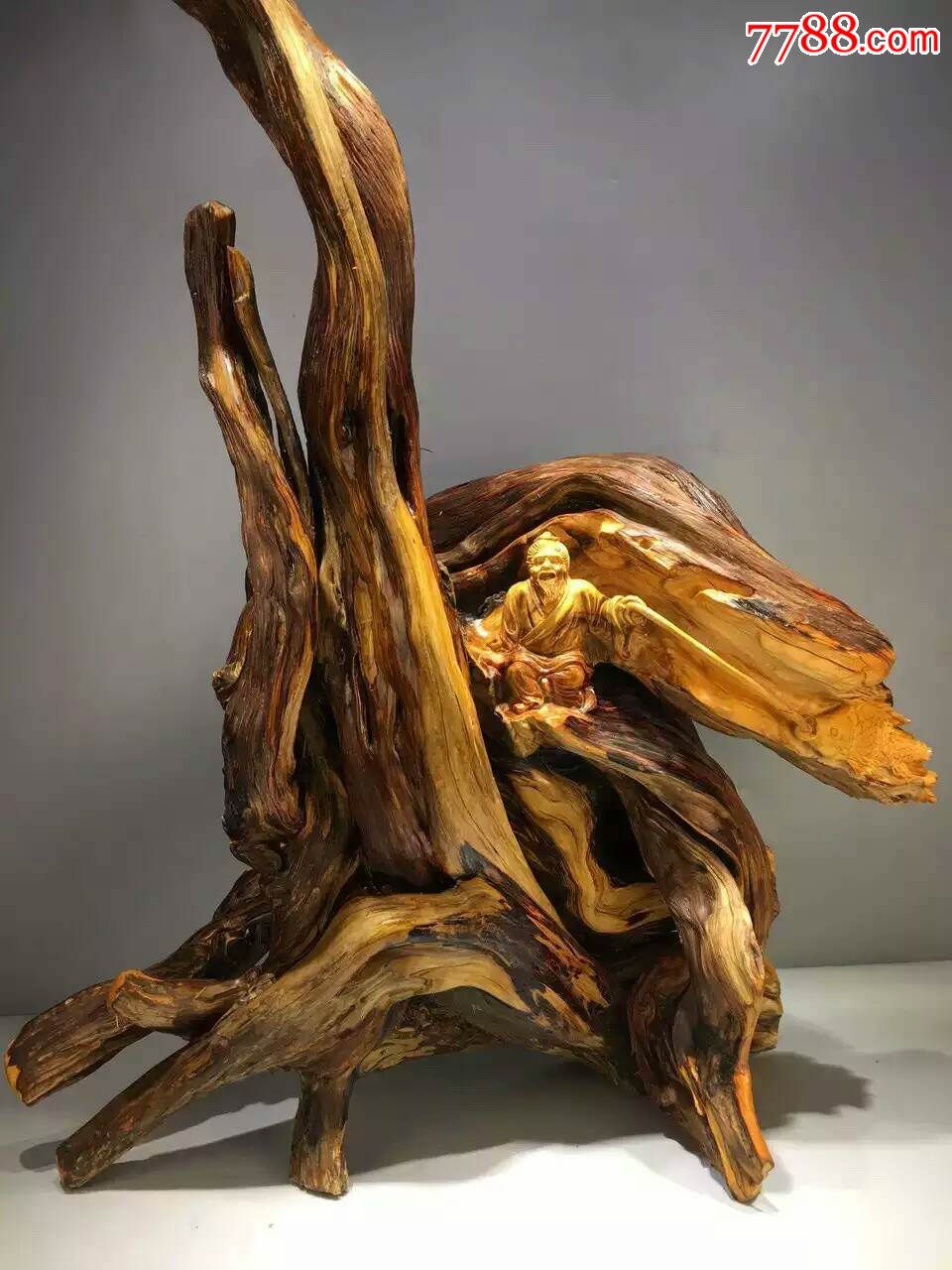 崖柏根雕:山家