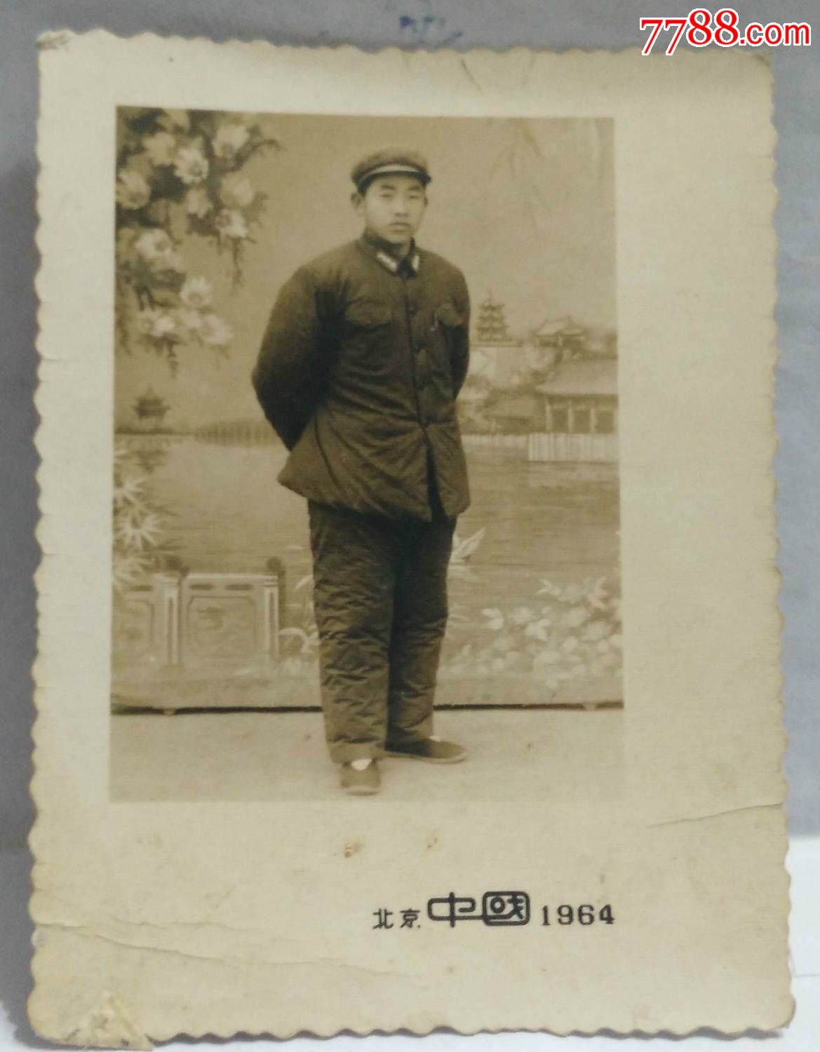 1964年着军装个人照片(hh:158.1)