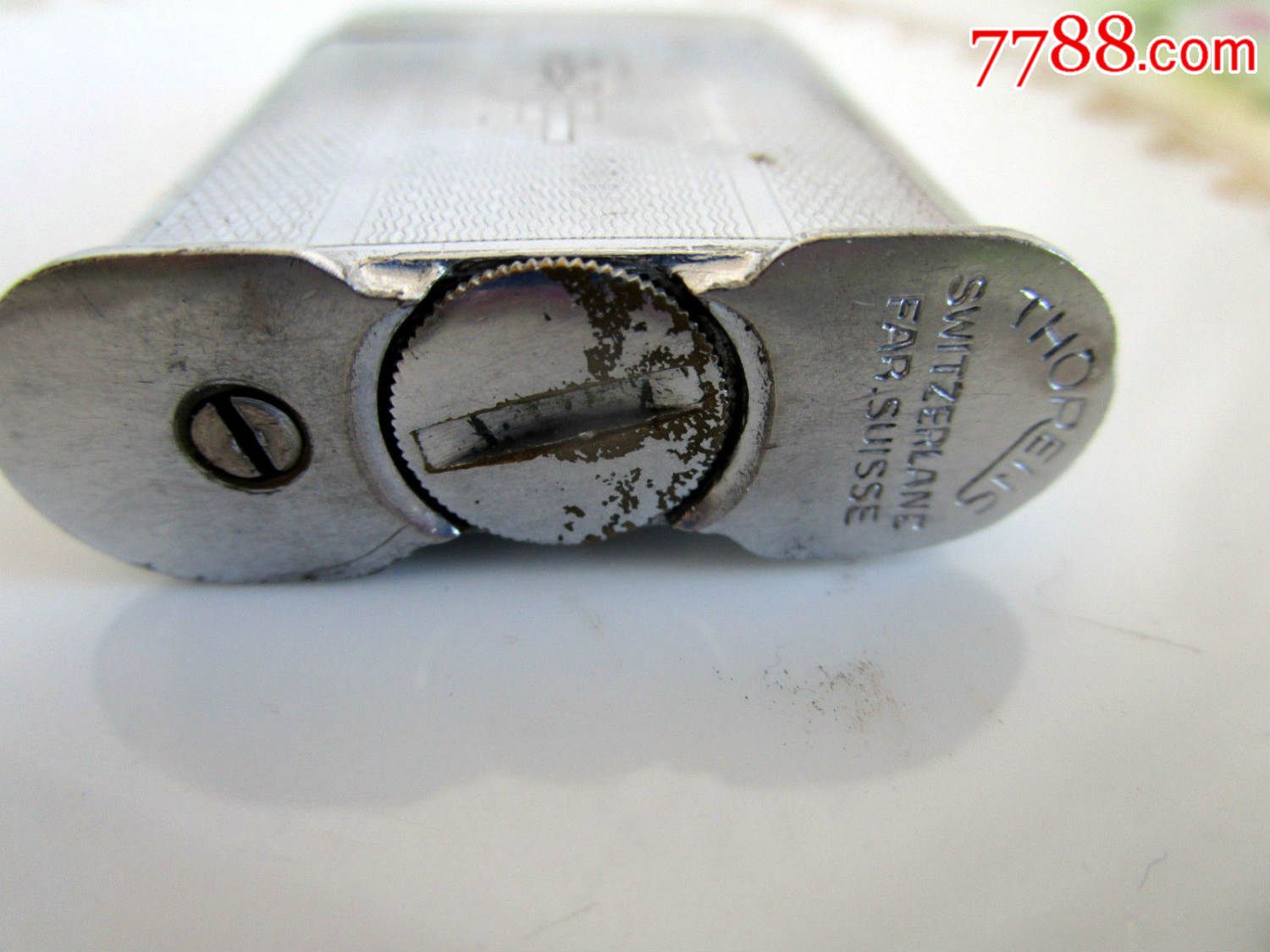 瑞士产托伦斯滚轮煤油打火机开业酬宾