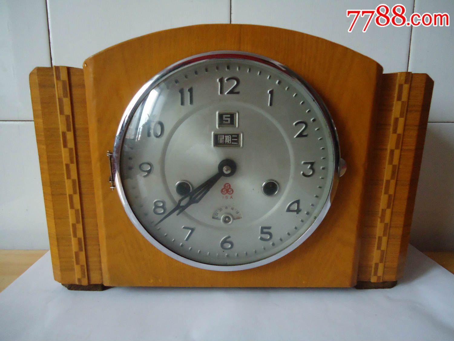 三五日历方头钟