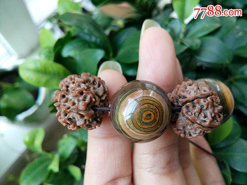 天然莫桑比克象形眼睛石玛瑙圆珠一枚17毫米直径