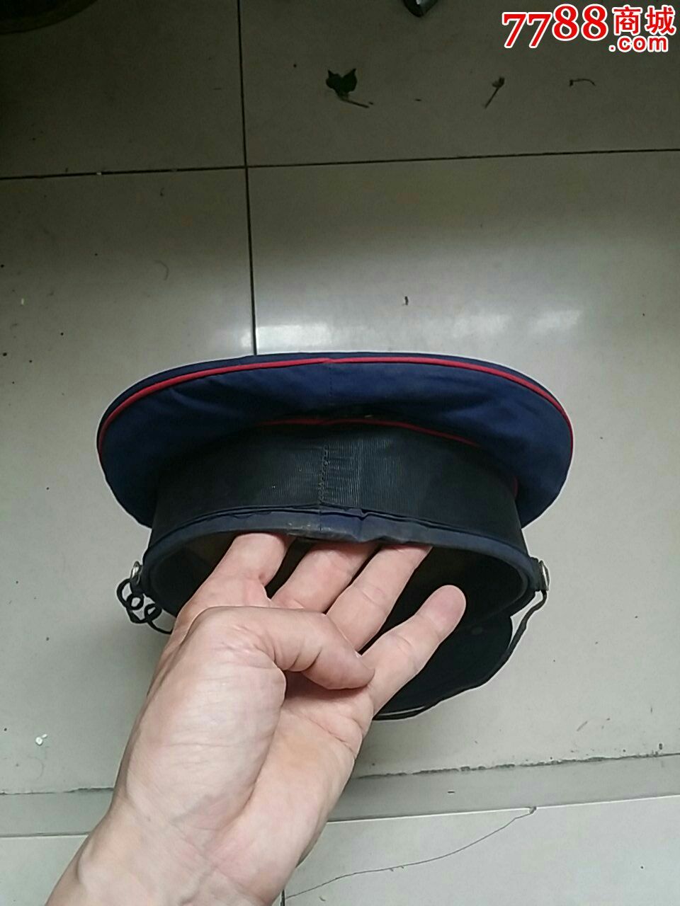 文革老警察帽子(有帽徽,有帽罩)