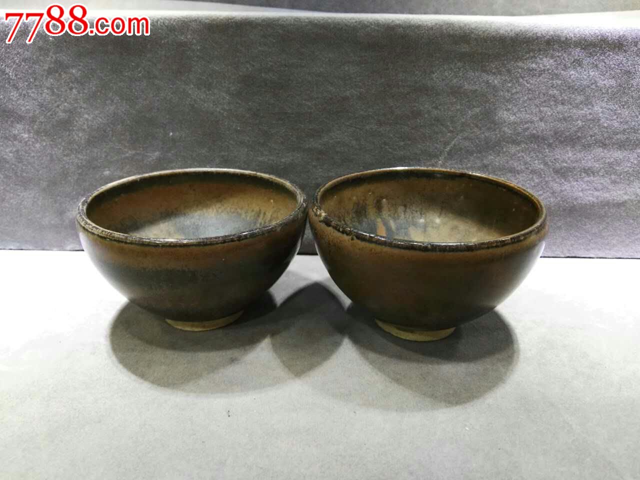 金代酱釉小茶碗一对