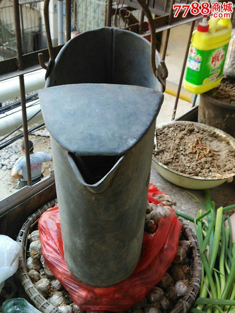 老式个性铁水桶