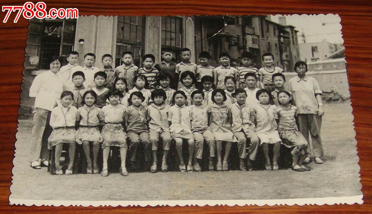 上海80后小学校服图片