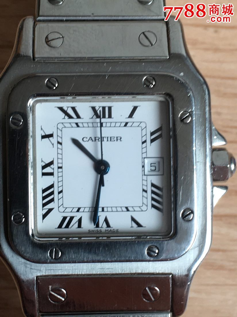 一只卡地亚手表