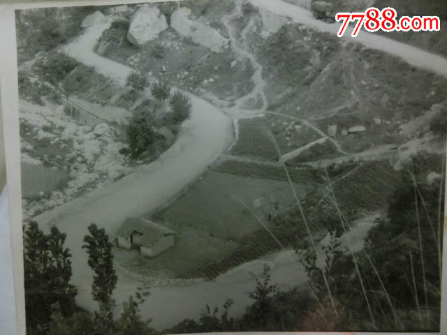 70年代某地盘山公路照片