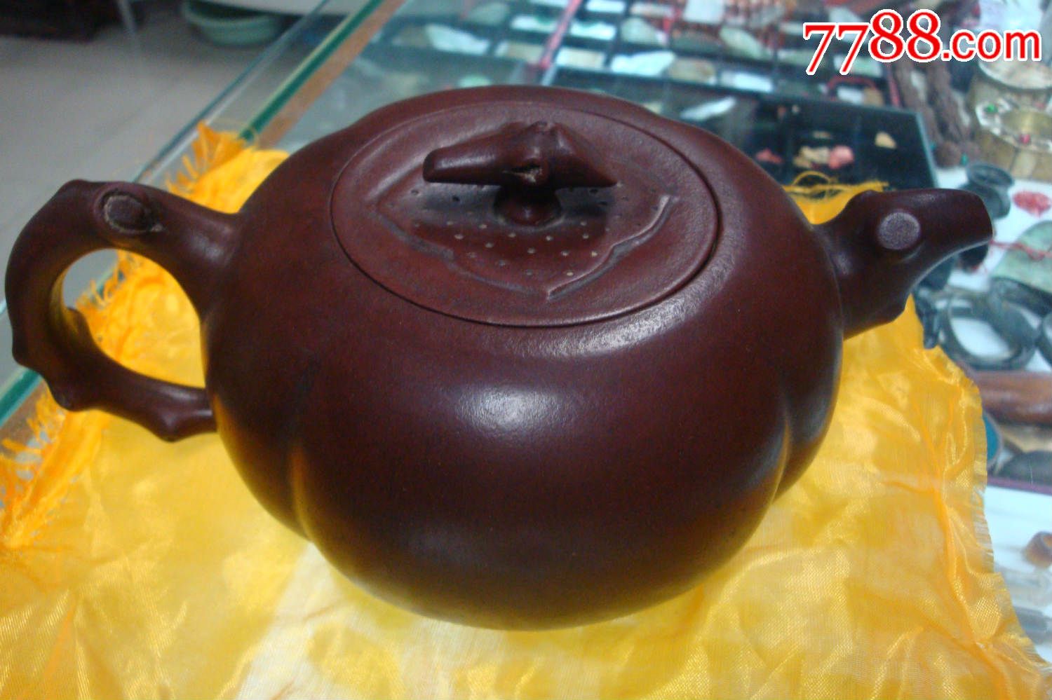 名家吴云根大师紫砂柿子壶