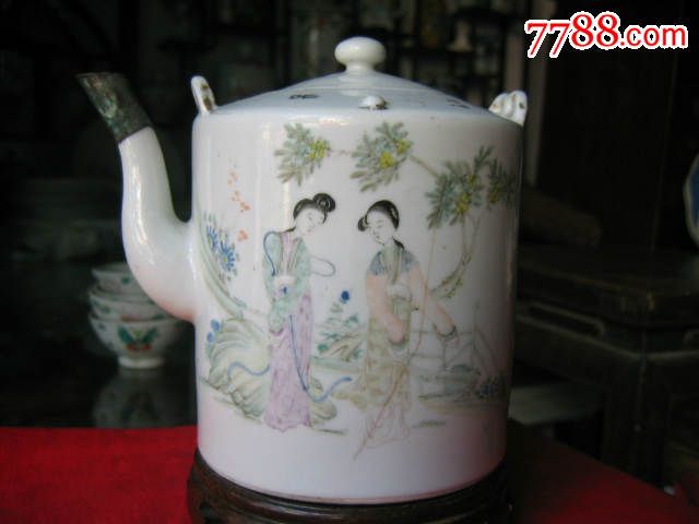 民国早期瓷绘名家吴子明作品粉彩仕女人物提梁壶(包老)