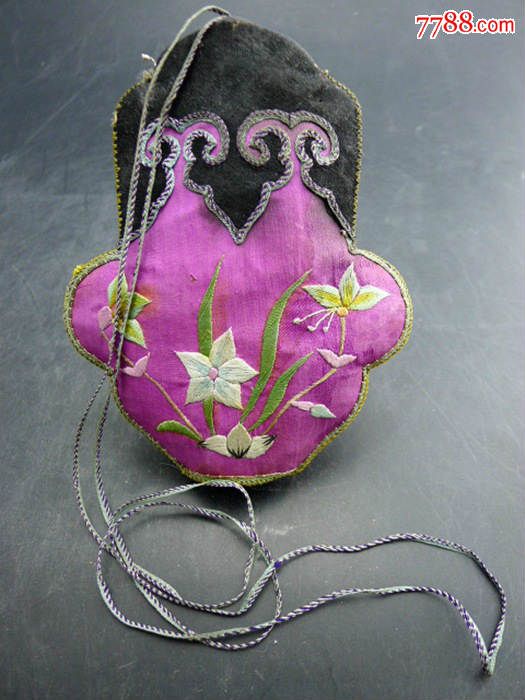 清代荷包元宝形兰花纹绣包清代绣品收藏清代杂玩收藏