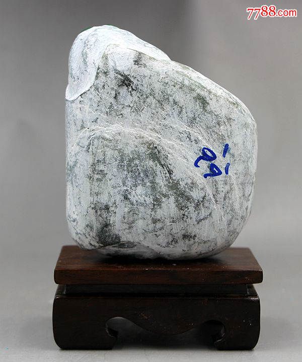 奇石矿物晶体原石缅甸翡翠原石天然通透绿翡翠玉石摆件02