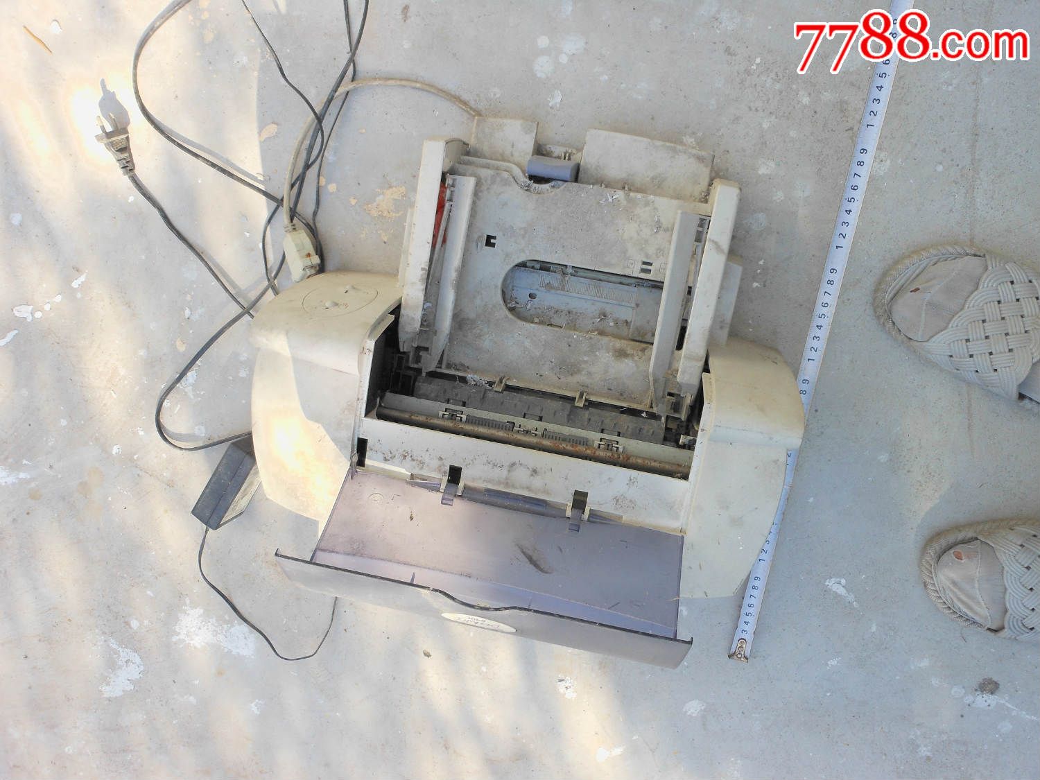 旧的惠普打印机一台型号c6464a规格50厘米*43厘米*18厘米