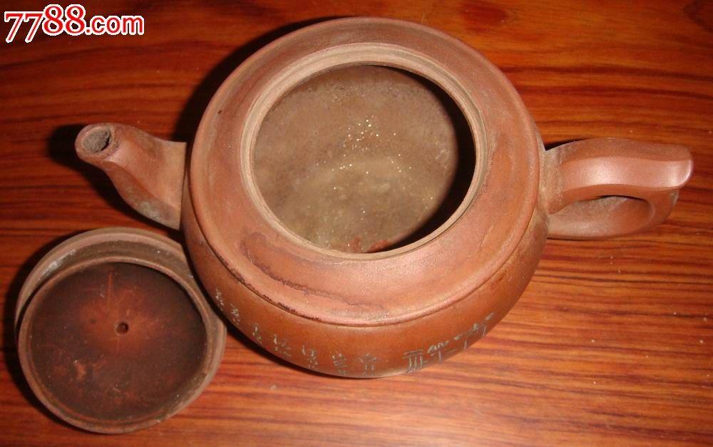 少见工艺师郭建平手工制作大师刻诗紫砂壶