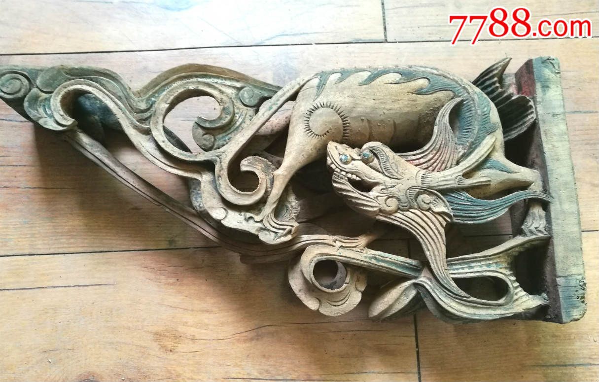 精品木雕33清代樟木雕瑞兽纹雀替一对