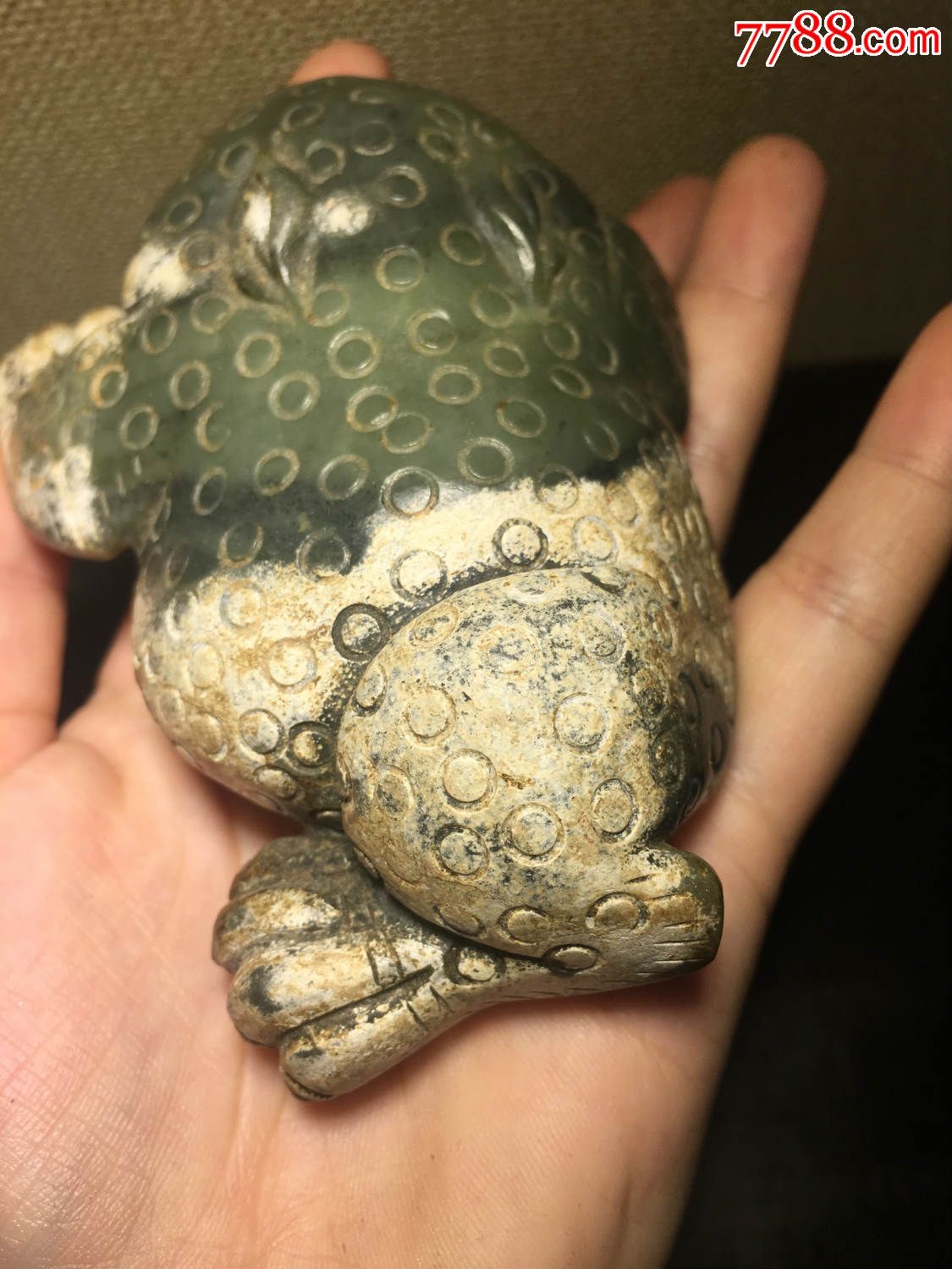 明代和田青玉蟾蜍摆件手把件玩件高古老玉包老到代