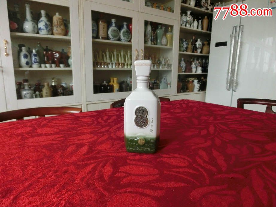 【酒瓶收藏】青白瓷器琅琊台一斤装酒瓶(完美品相)