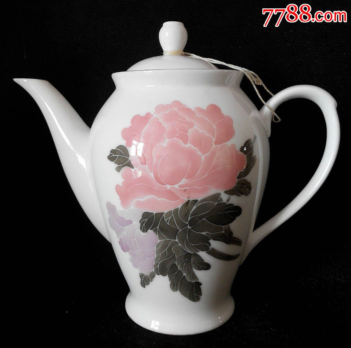 80年代淄博博山.滑石瓷釉下彩水粉牡丹.茶壶