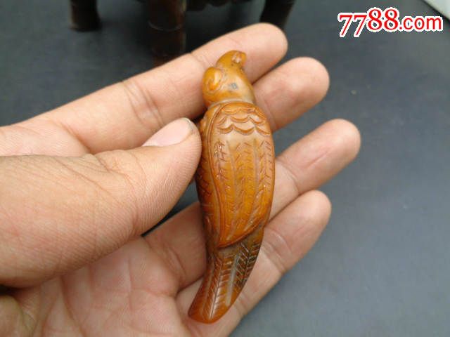 出土的辽金玉鸟