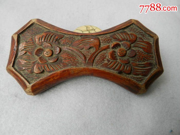 【雕刻梅花花卉的双面工缠线板6094】