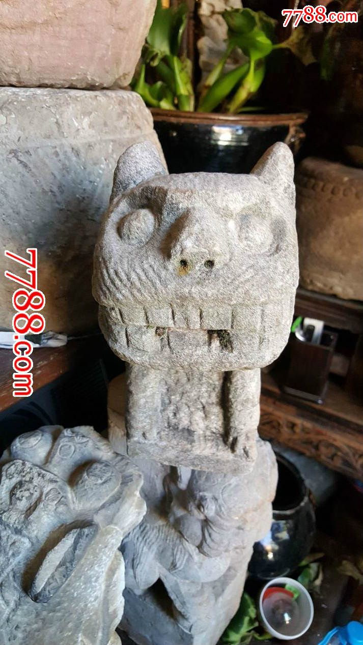 清代全品石雕的瓦猫一个,放在房顶上镇宅的,非常漂亮