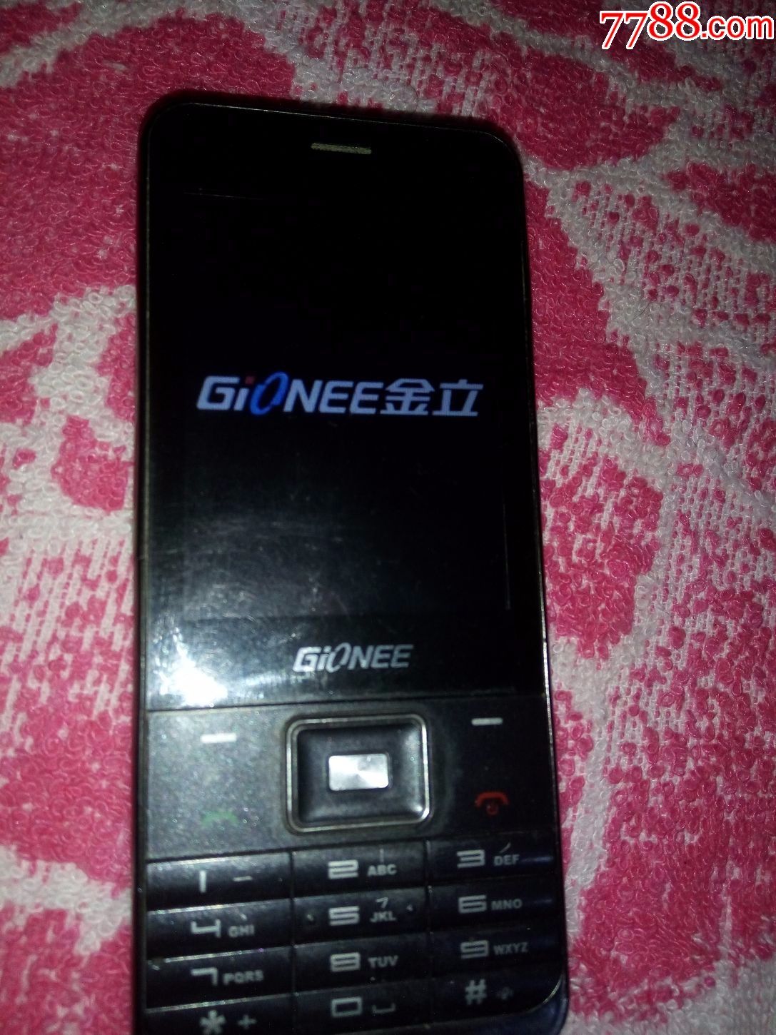 金立直板手机一部