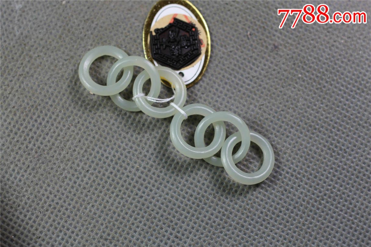 文物商店库存和田三活环耳坠