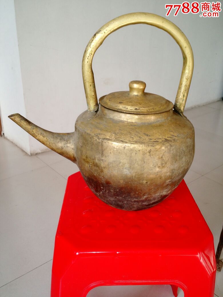 铜壶