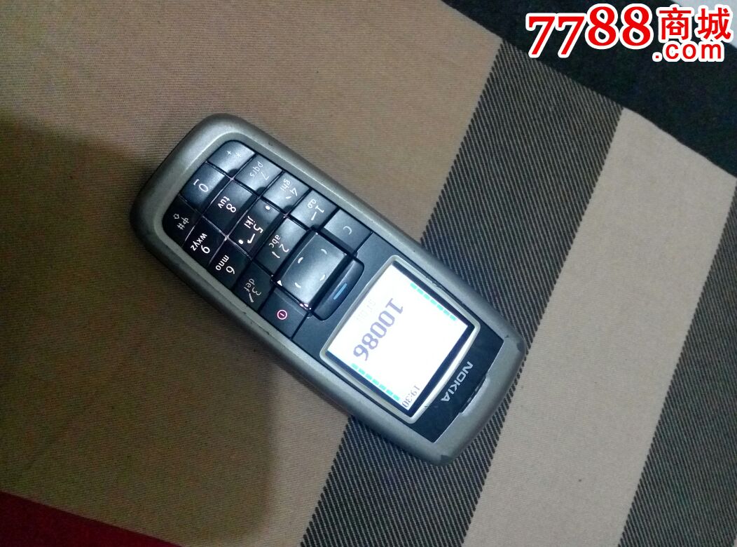 经典老电话诺基亚2600