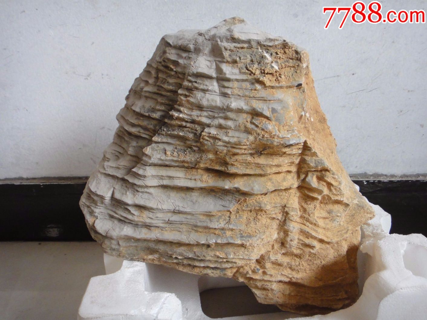 滚动鼠标滚轴,图片即可轻松放大,缩小更多"其他奇石/岩石