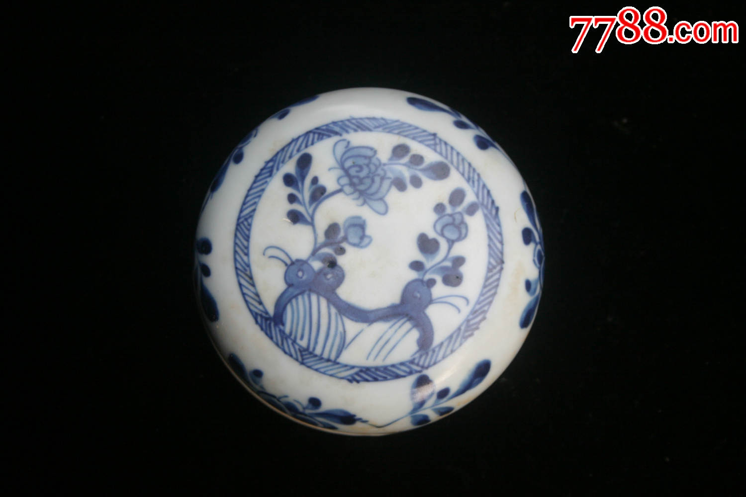 清康熙·青花花卉粉盒