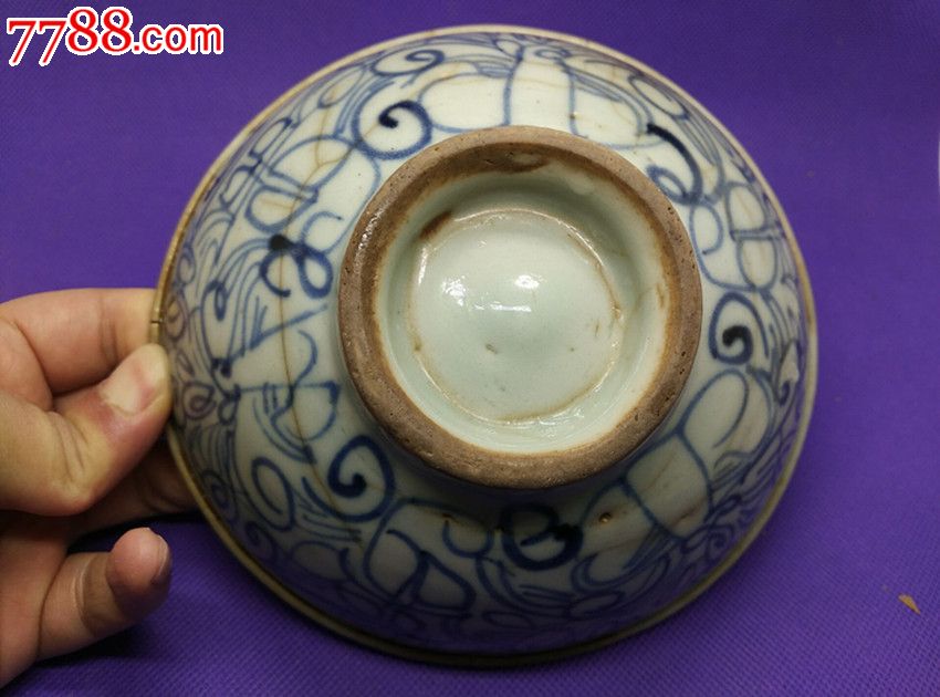 造型比较少见明代青花碗