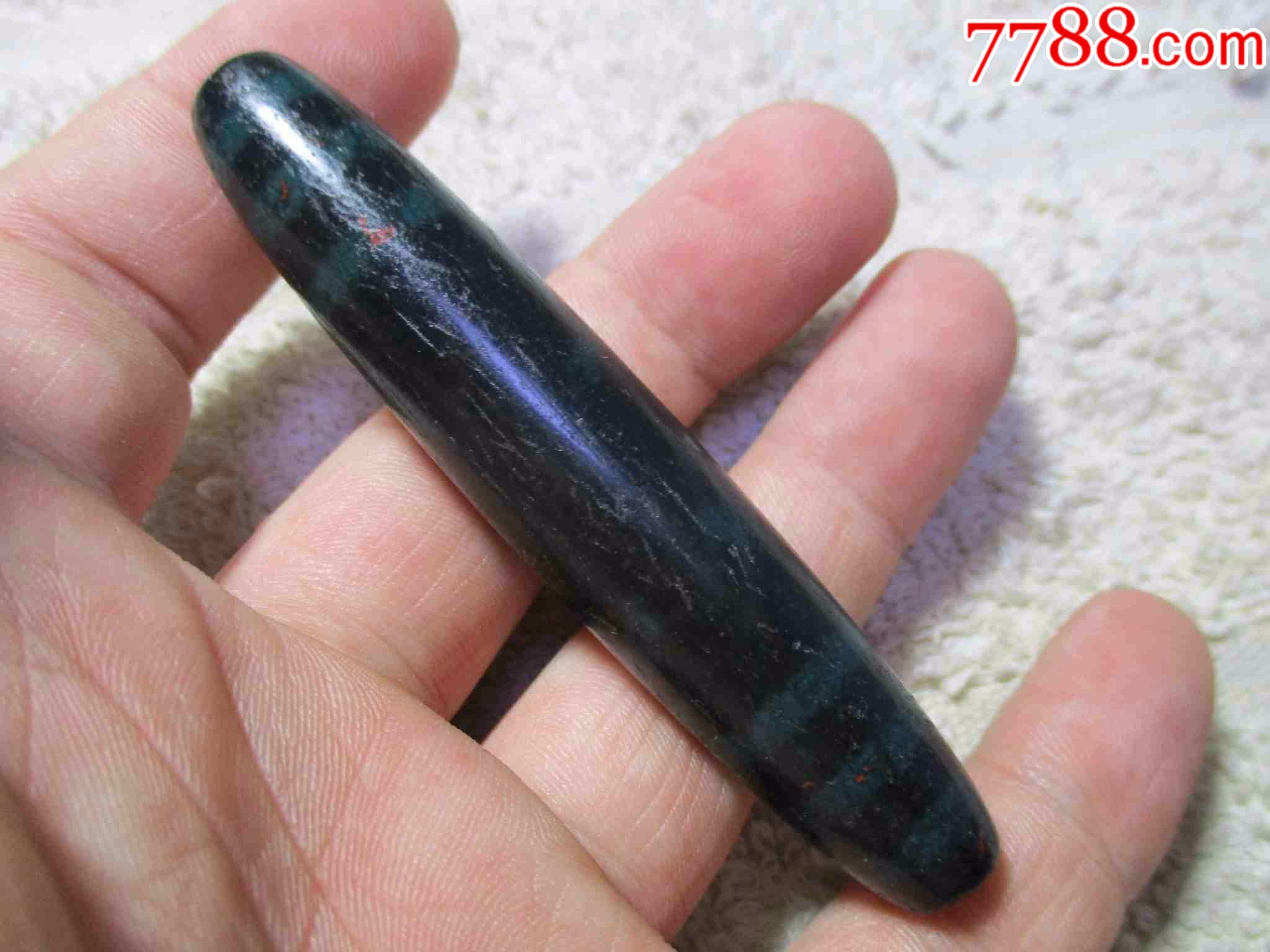 下乡收到老玛瑙大个天珠,带点朱砂