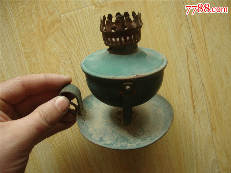 解放初期铁皮灯老罩灯可以活动底煤油灯防风灯包老物件农家乐民俗