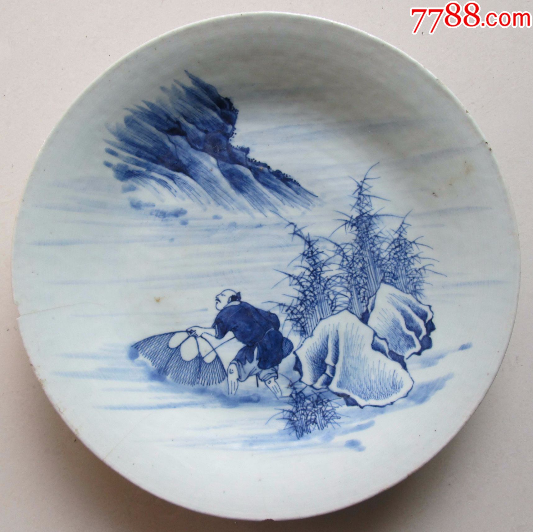 清代清早期清三代,乾隆豆青釉青花渔夫大盘,"大清乾隆年制"本朝款
