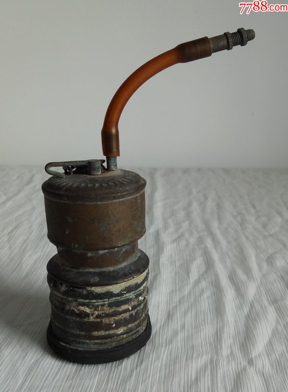 老黄铜电石灯