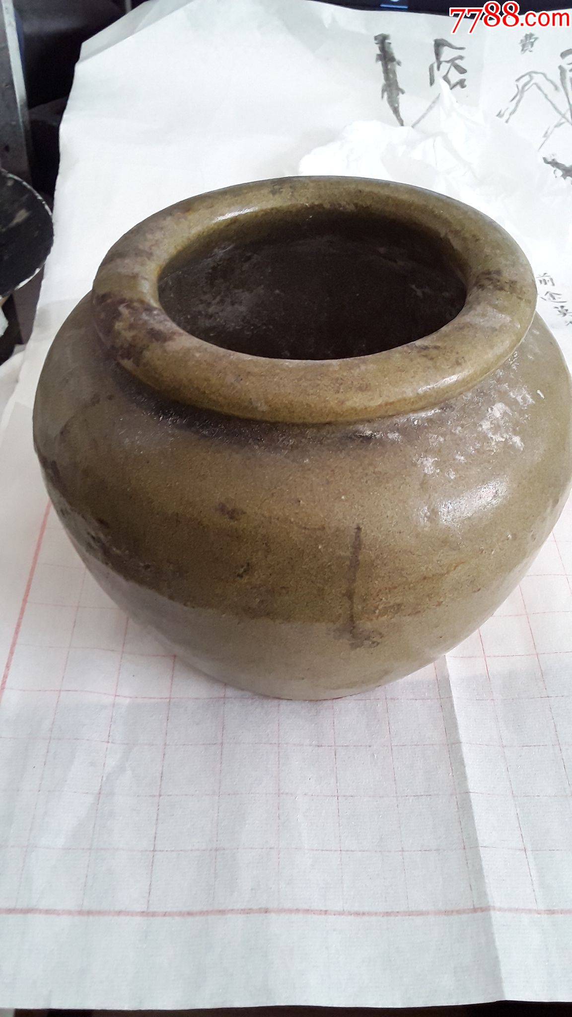 一个茶叶末釉老坛子