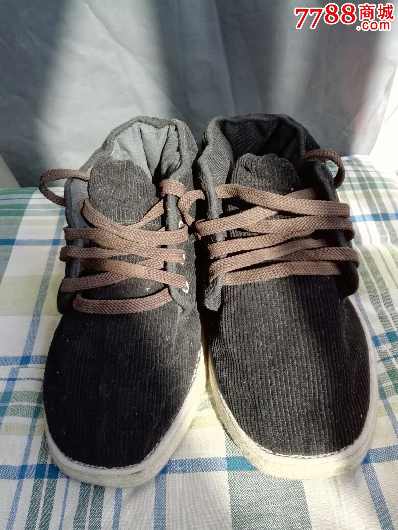 手工纳底条绒棉鞋