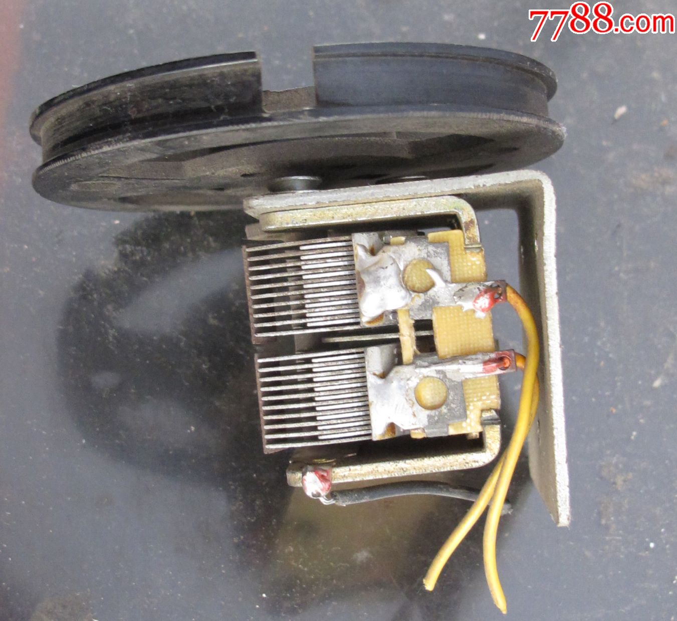 收音机调谐电容