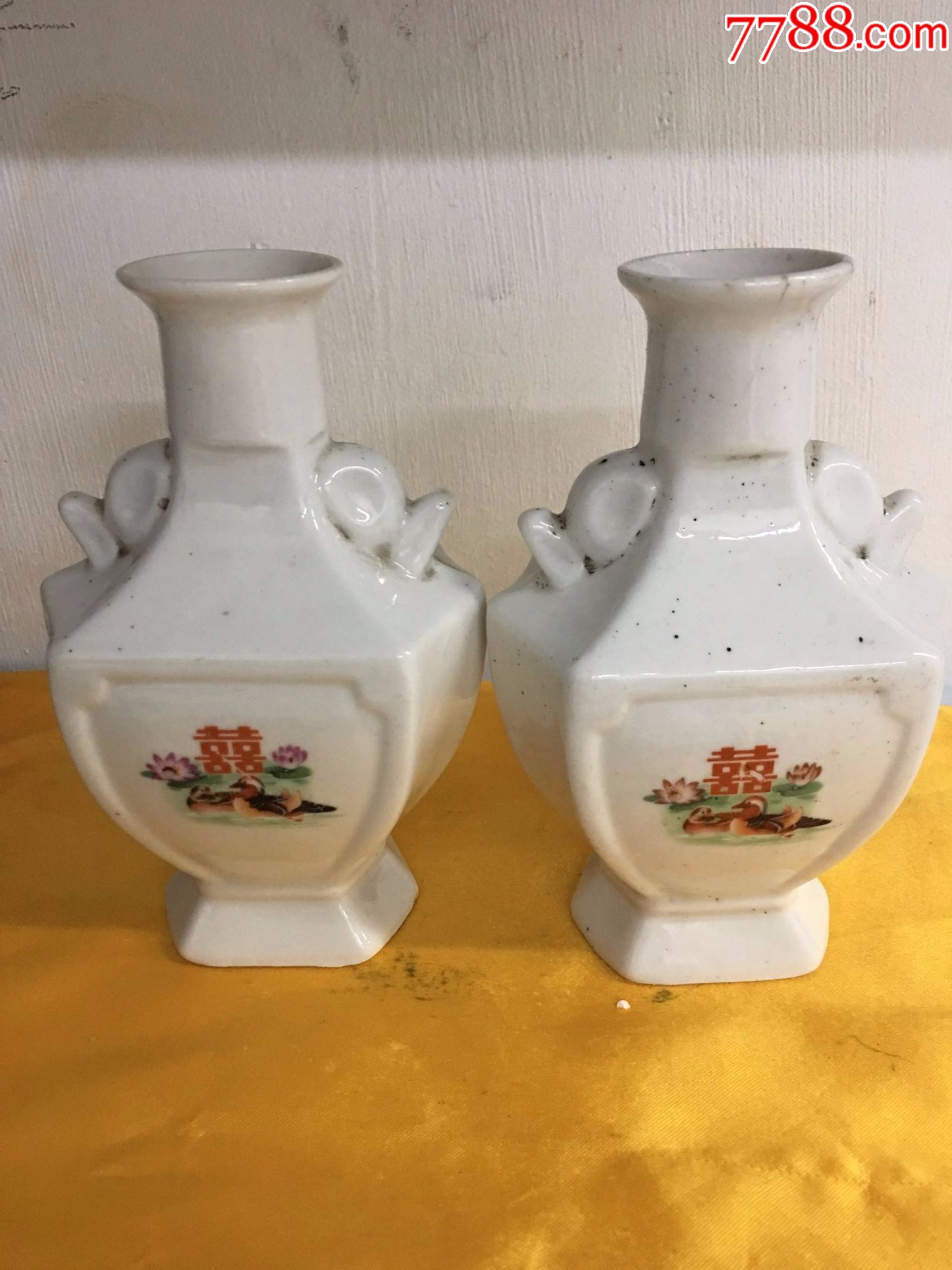 白瓷小酒瓶双喜鸳鸯一对
