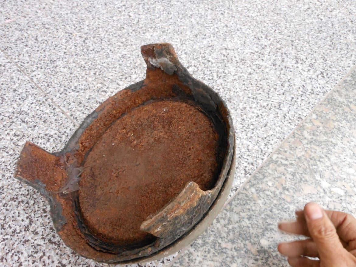 煎饼鏊子;直径22厘米*高15厘米重5.5市斤