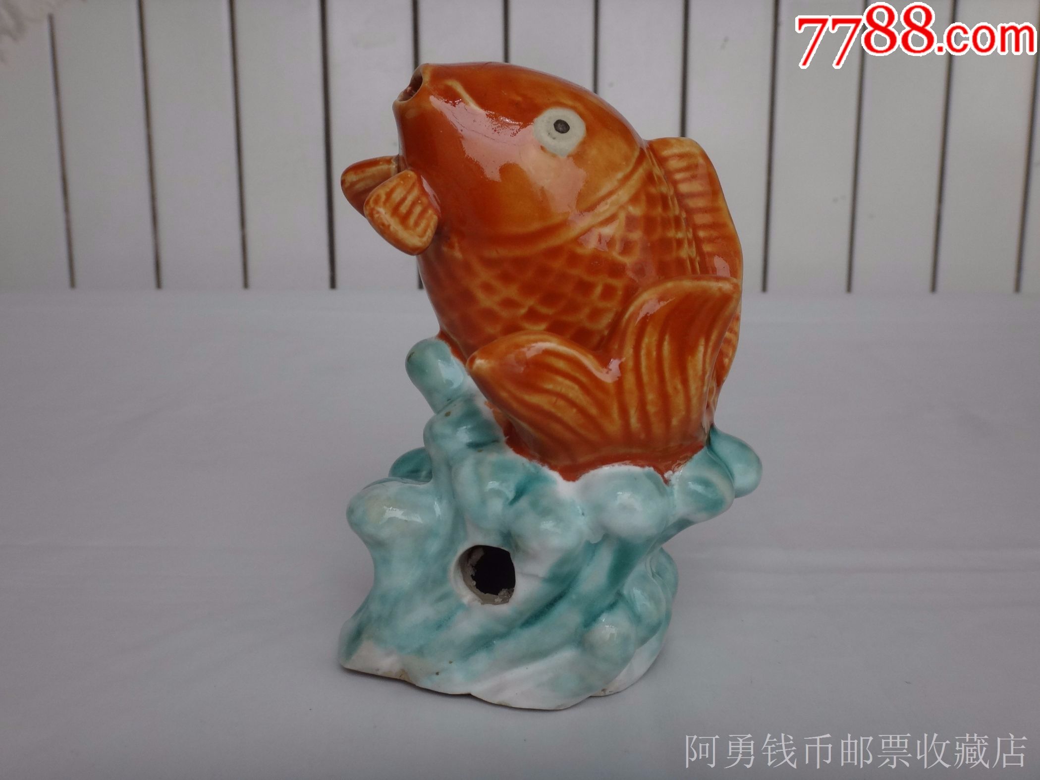 石湾陶瓷鱼摆件