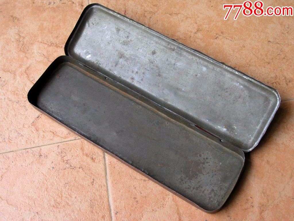 怀旧老国货收藏1704-70年代首都万寿山全景铁皮文具盒