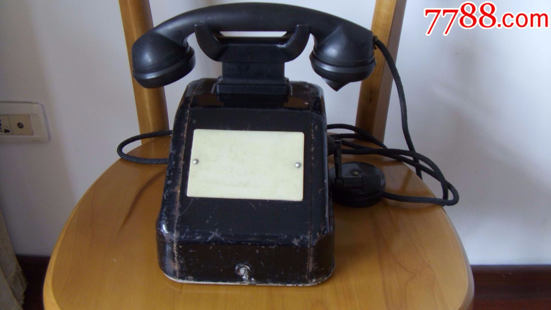 手摇磁石老电话