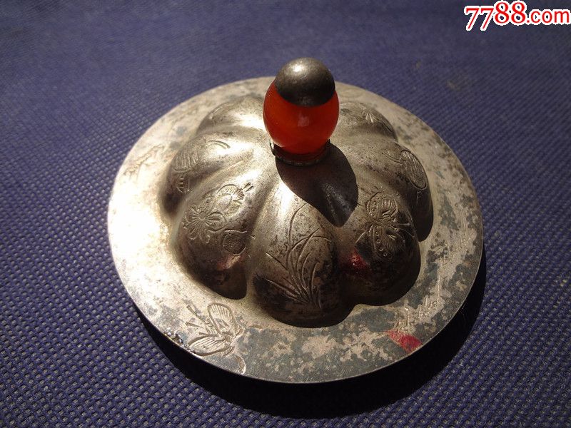 漂亮的老银质盖子一件