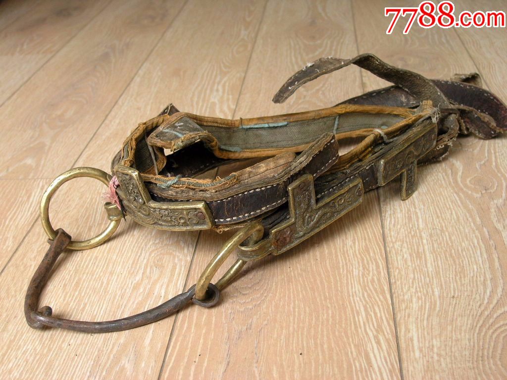 马帮遗旧170501清末民国土司府精雕龙纹铜扣马具笼头马拢一套