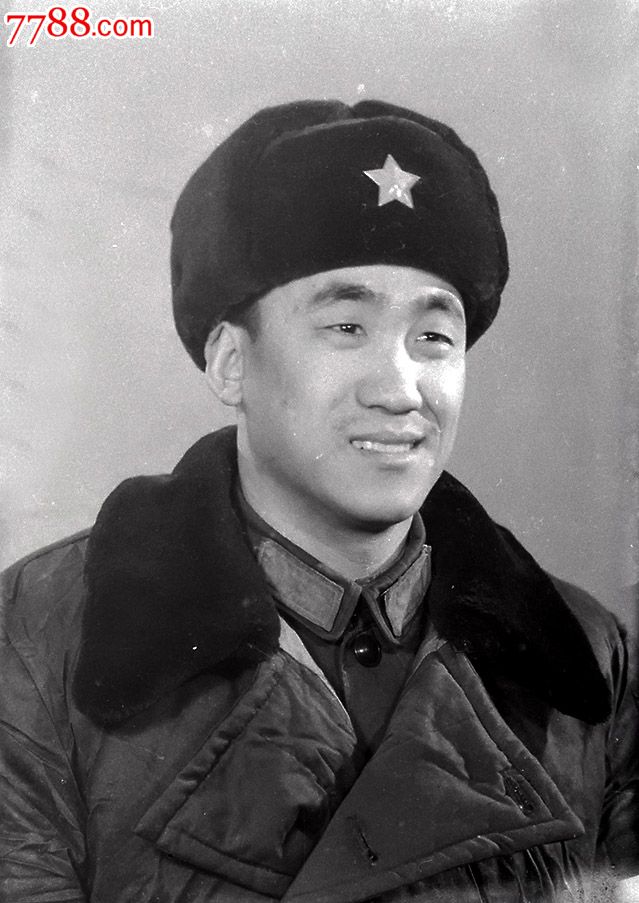 穿冬装的军人【老底片】_老照片_藏来藏往【7788收藏__中国收藏热线】